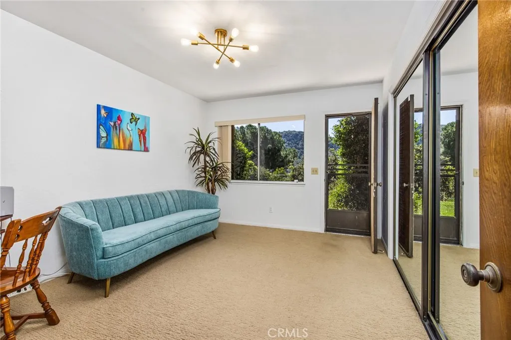 https://cdn.realtyfeed.com/cdn/127/306611725/8aef1bb4b9519d1c10df5d9112ece75c.webp