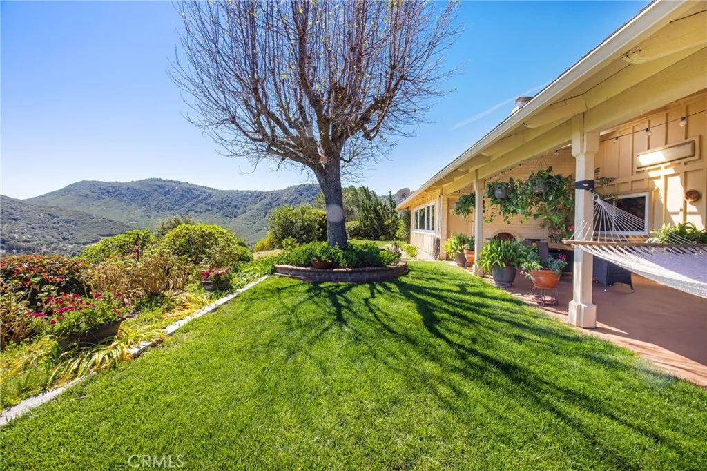 https://cdn.realtyfeed.com/cdn/127/306611725/dd166c1f19b77f82417267cc8773ca63.webp