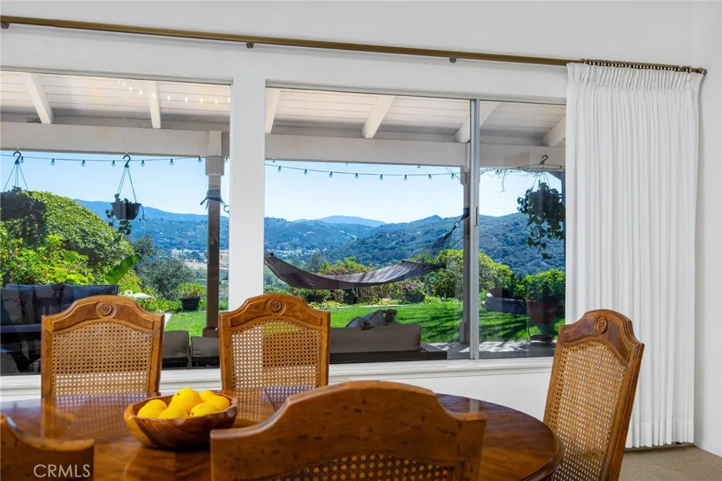 https://cdn.realtyfeed.com/cdn/127/306611725/eec14edf51d3eaa503f6d6c502862319.webp