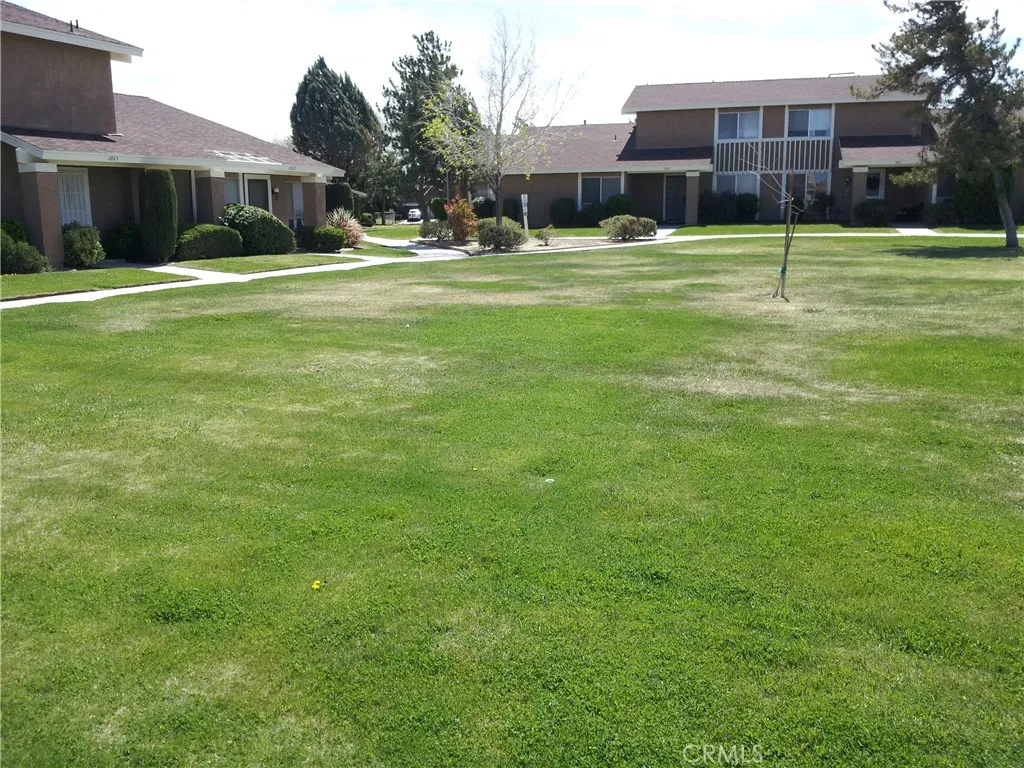 2851 Avenue J4, Lancaster, CA, 93536