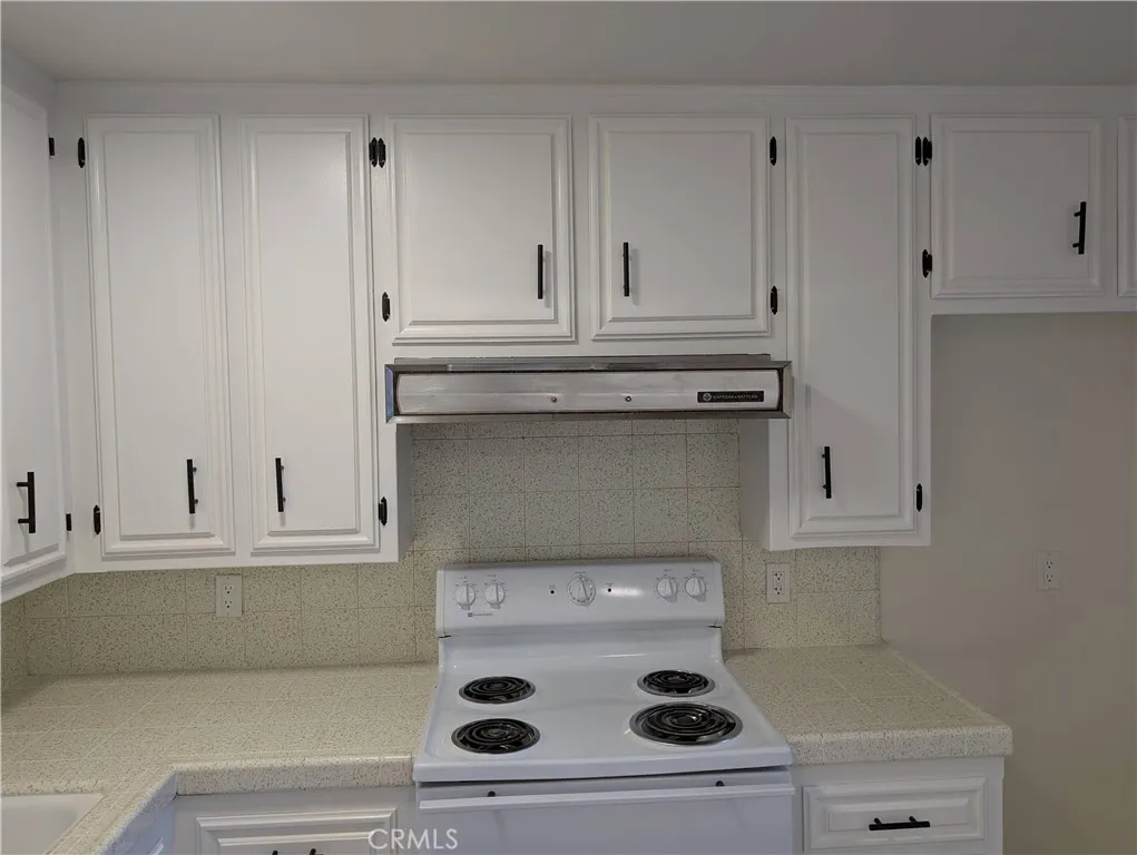 2851 Avenue J4, Lancaster, CA, 93536