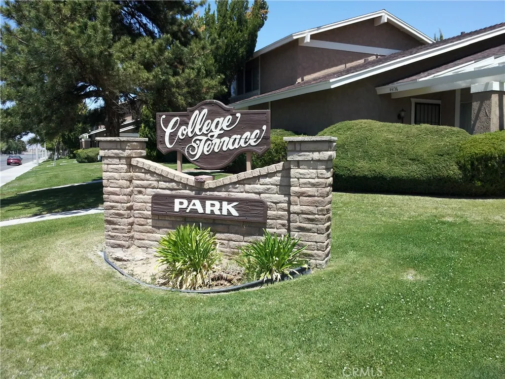 2851 Avenue J4, Lancaster, CA, 93536