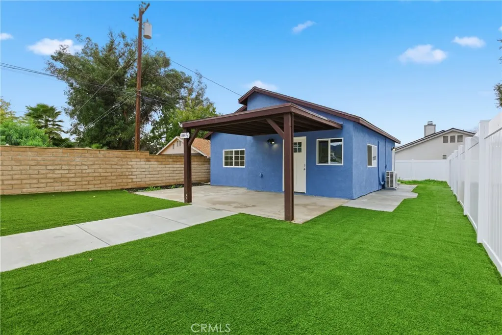 12964 3rd, Yucaipa, CA 92399