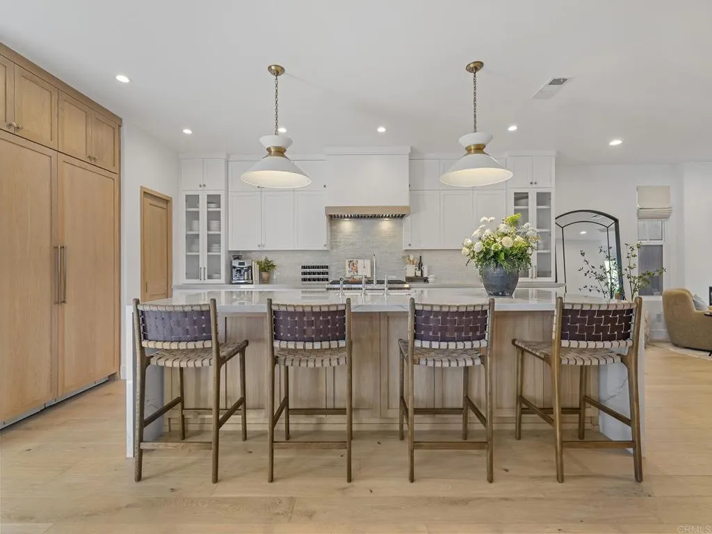 https://cdn.realtyfeed.com/cdn/127/306611860/dd9b90f3349f6beec93c02050653fda9.webp