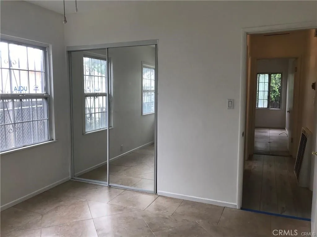 2005 W 11th, Santa Ana, CA 92703 - Photo 4 of 49, Santa Ana, CA
