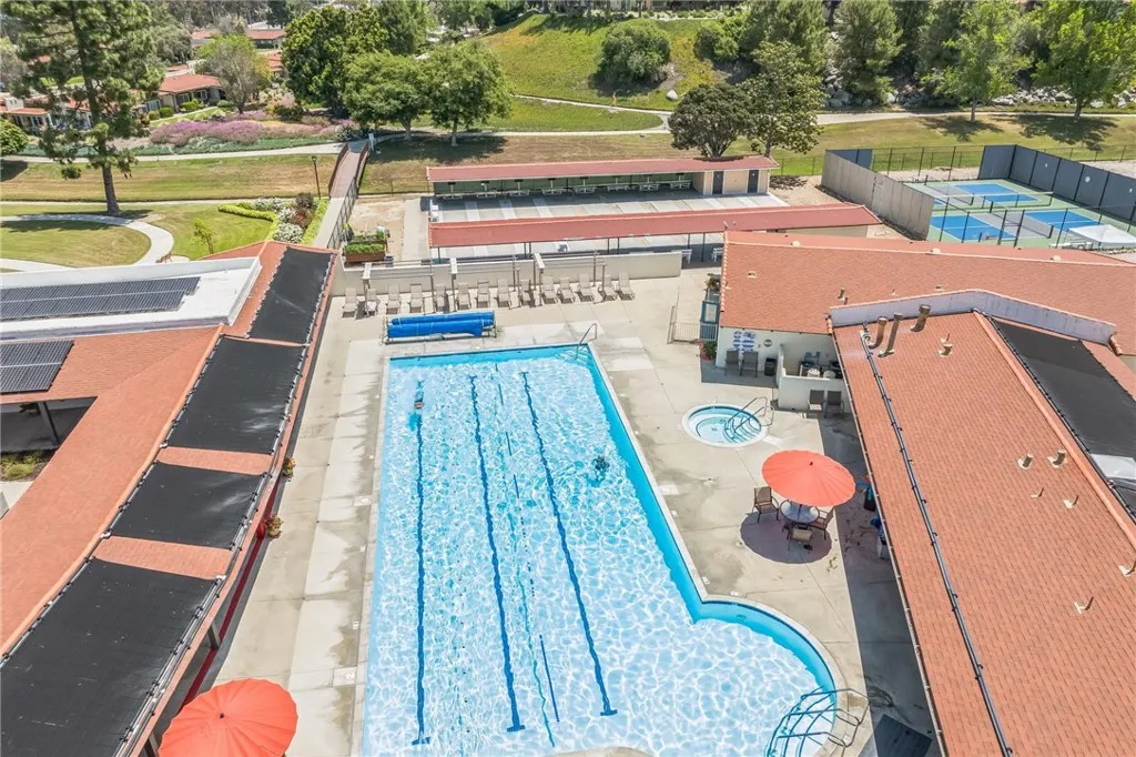 https://cdn.realtyfeed.com/cdn/127/306611903/9b74e87b437778802df231916d3767c7.webp