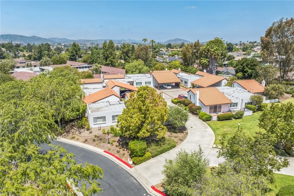 Photo #4: PW26001442 Listing: Photo #4