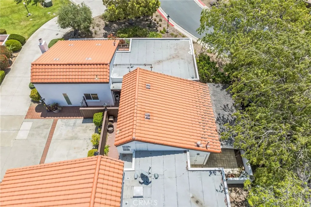 https://cdn.realtyfeed.com/cdn/127/306611903/f18d9e826058188ecd7a9955d38d1ea7.webp