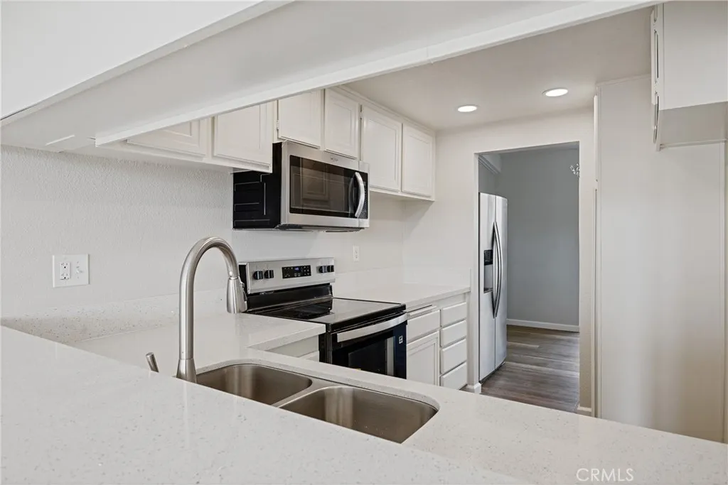 https://cdn.realtyfeed.com/cdn/127/306612039/41928d12c73a85690471b0519b5405b9.webp