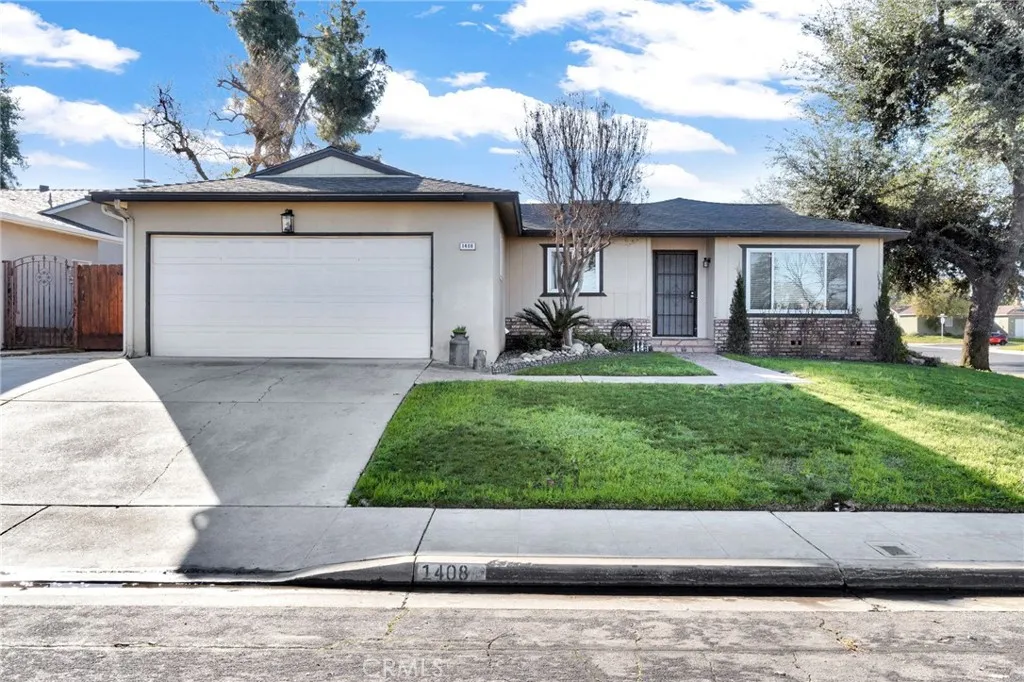 1408 Alamos Avenue, Clovis, CA 93611