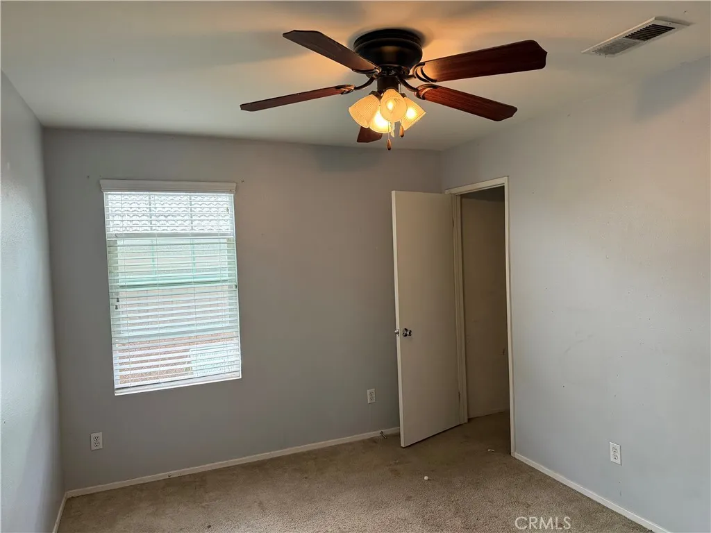 921 Yukon, San Jacinto, CA, 92582