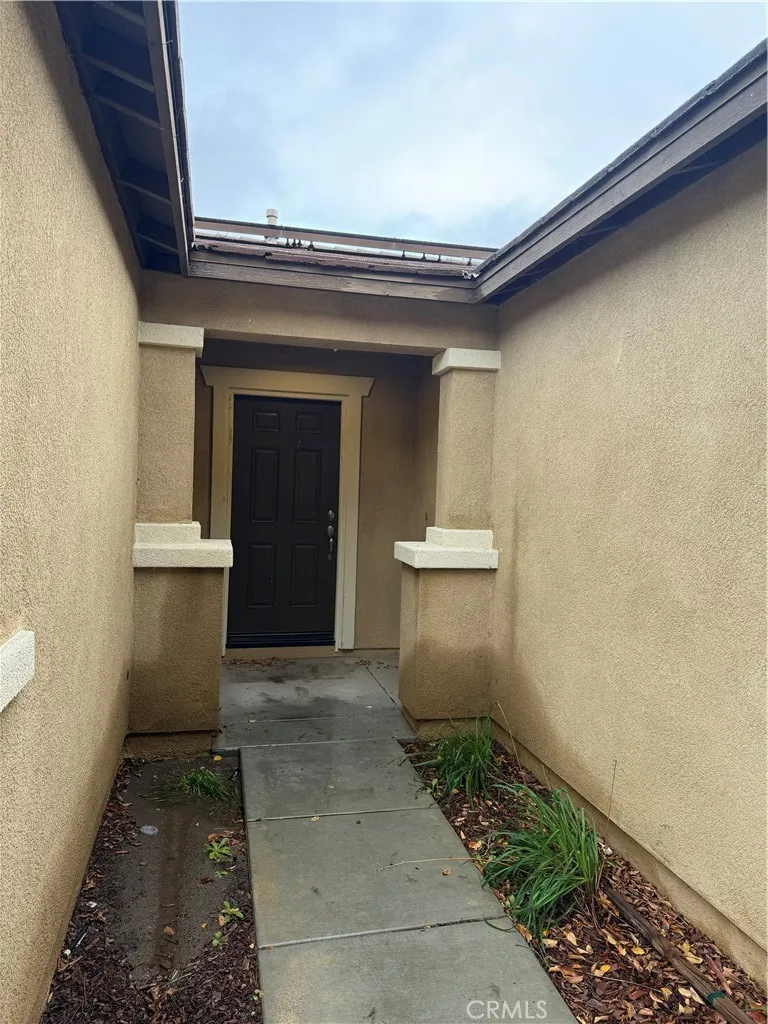 921 Yukon, San Jacinto, CA, 92582