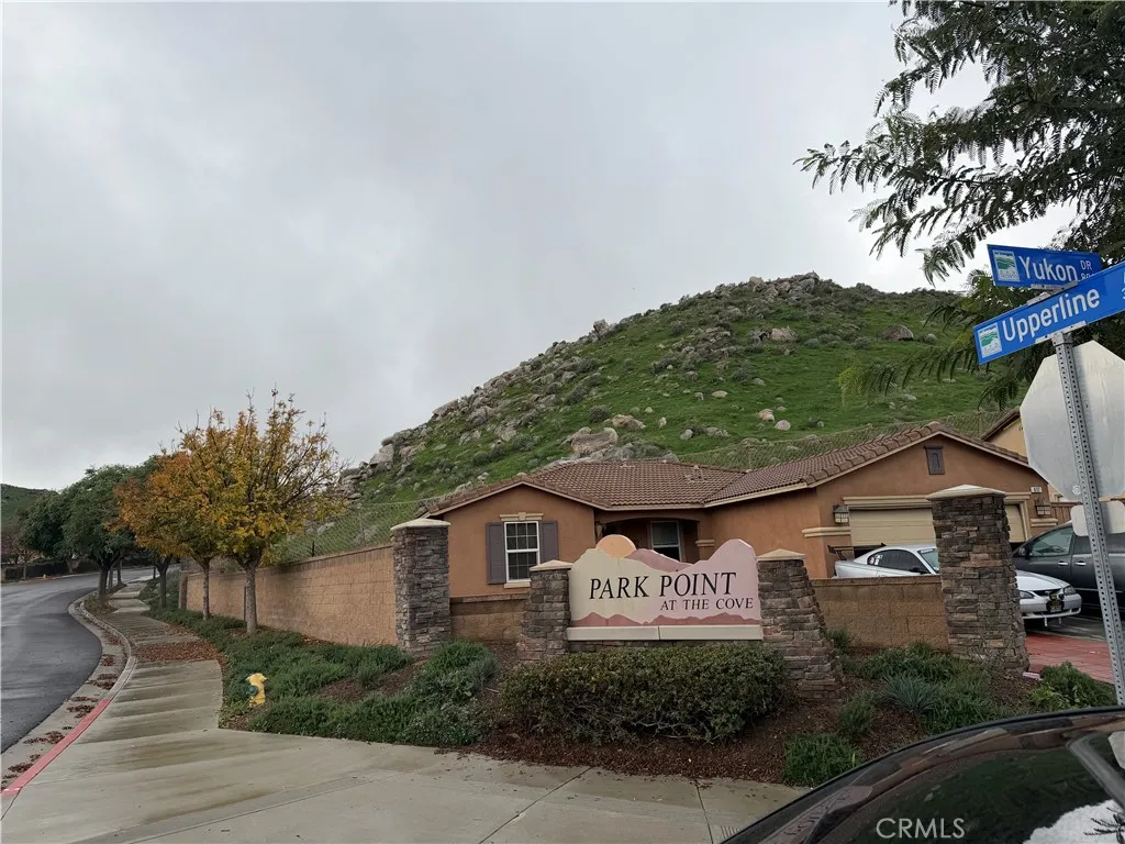 921 Yukon, San Jacinto, CA, 92582