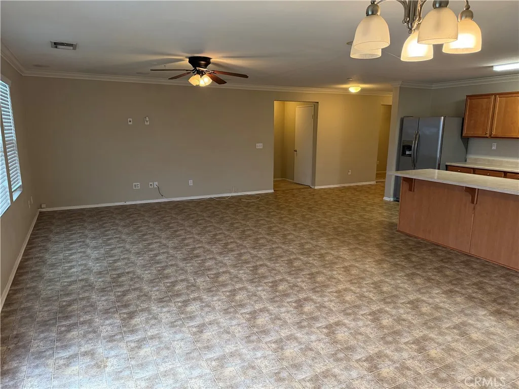 921 Yukon, San Jacinto, CA, 92582
