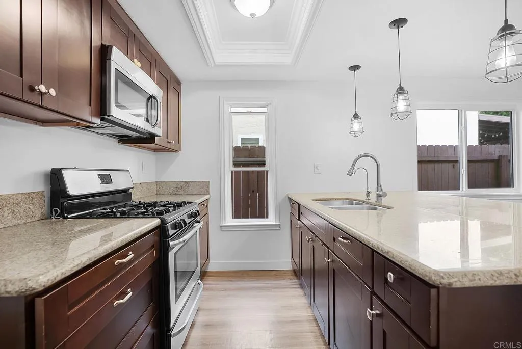 https://cdn.realtyfeed.com/cdn/127/306612240/5c5a1abd0c76c3e869209616bb5e42c2.webp
