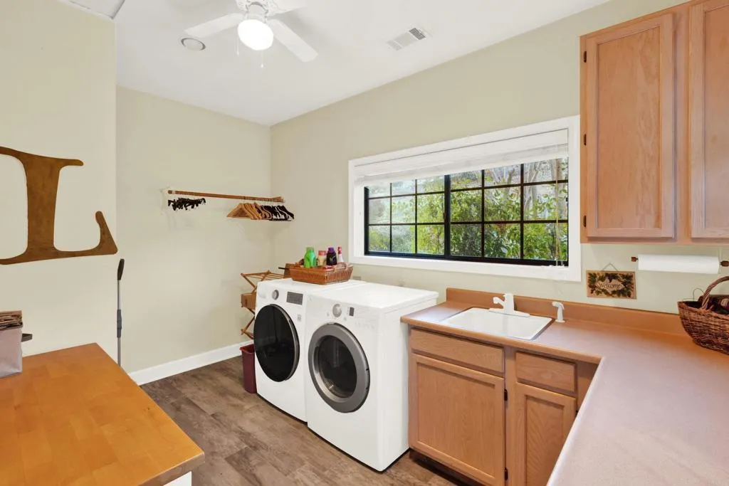 https://cdn.realtyfeed.com/cdn/127/306612250/bfdd5c3df93e0b152f7e34c872d86c05.webp