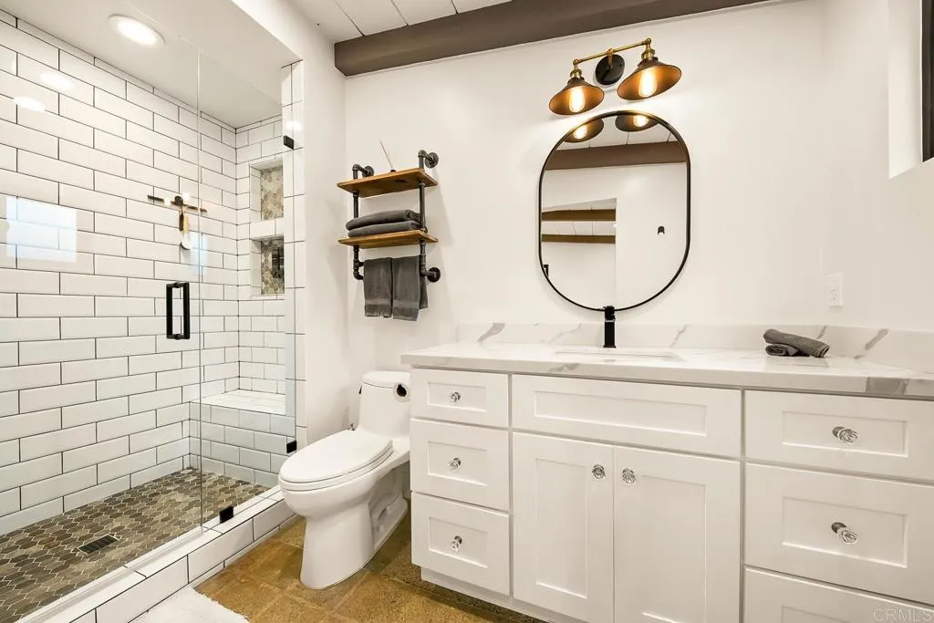 https://cdn.realtyfeed.com/cdn/127/306612269/189c9ec048fb78d739de1f6f1e7b3cc6.webp
