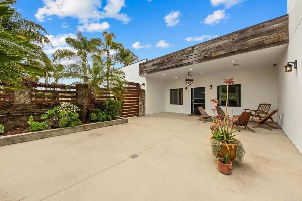 https://cdn.realtyfeed.com/cdn/127/306612269/26f531fd85b3775f4f36c80f4f230e35.webp
