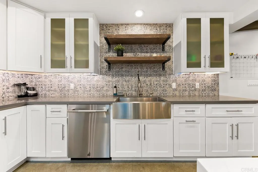 https://cdn.realtyfeed.com/cdn/127/306612269/78e563b696a783cc8288fba34c940940.webp