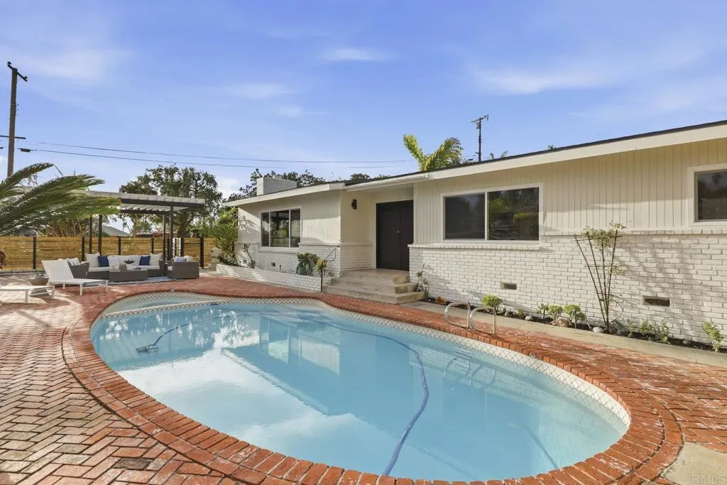 https://cdn.realtyfeed.com/cdn/127/306612328/ff9c95e8cf3c1e94fe277135c8082968.webp