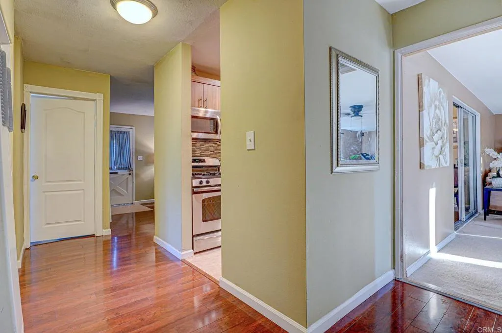 https://cdn.realtyfeed.com/cdn/127/306612360/c2ea30abeb309b04fc3de1d5fb0d8e6a.webp