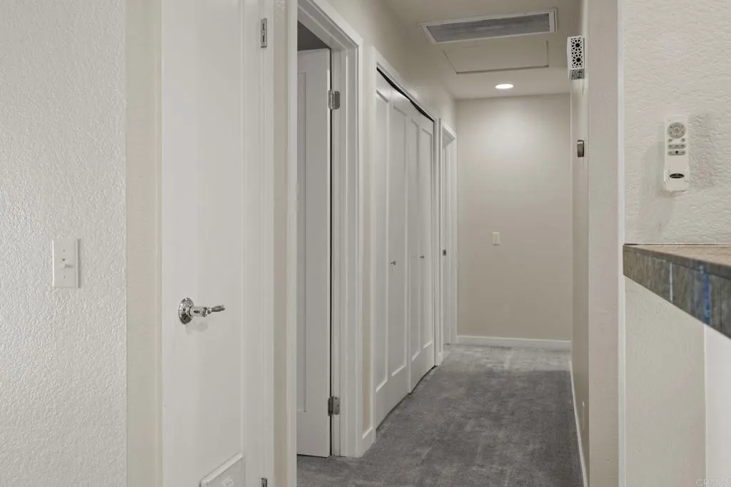 https://cdn.realtyfeed.com/cdn/127/306612390/af9c1813c9b769bea90b3119fcc349d8.webp