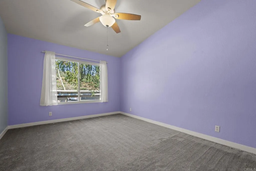 https://cdn.realtyfeed.com/cdn/127/306612390/bafda3de847970872cc556df11f58d07.webp