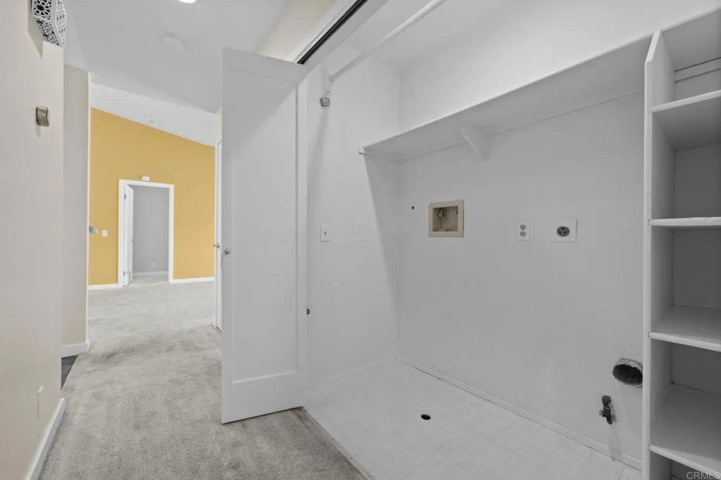 https://cdn.realtyfeed.com/cdn/127/306612390/e9cbba30385e1cc5019f81f35d92199c.webp