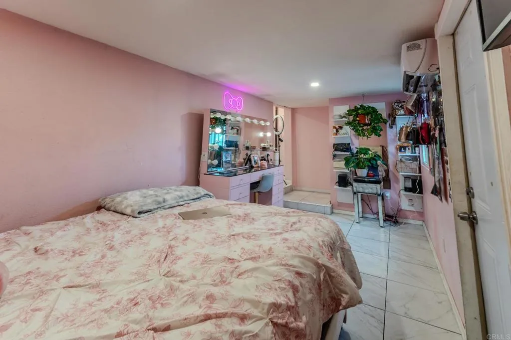 https://cdn.realtyfeed.com/cdn/127/306612458/8b1cd143f5bde21fc9dba905f1967c46.webp