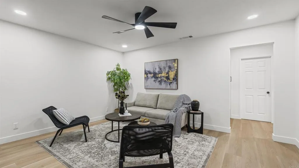 Photo #8: PTP2600118 Listing: Photo #8