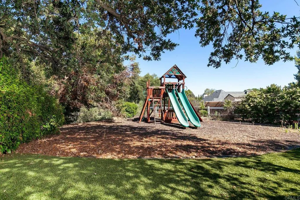 https://cdn.realtyfeed.com/cdn/127/306612472/368b225b463362b0c93a7929a0d05321.webp