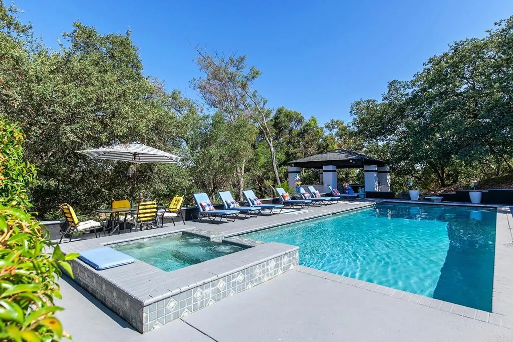 https://cdn.realtyfeed.com/cdn/127/306612472/d8c80a4cd30af1cc41e7a02d85e3f158.webp