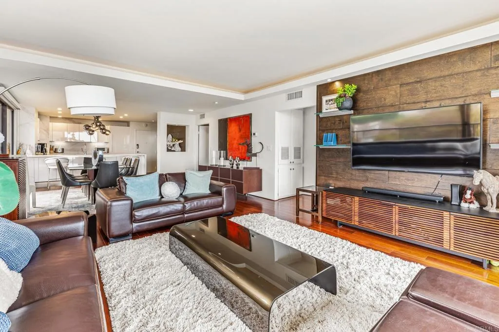 Photo #9: PTP2600116 Listing: Photo #9