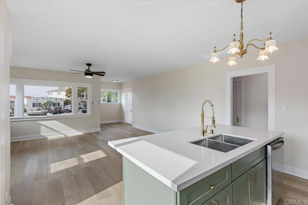 https://cdn.realtyfeed.com/cdn/127/306612478/e5baf86011ba472df66306a24f11cfcc.webp