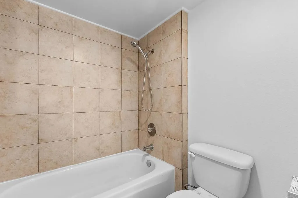 Photo #26: NDP2600126 Listing: Photo #26