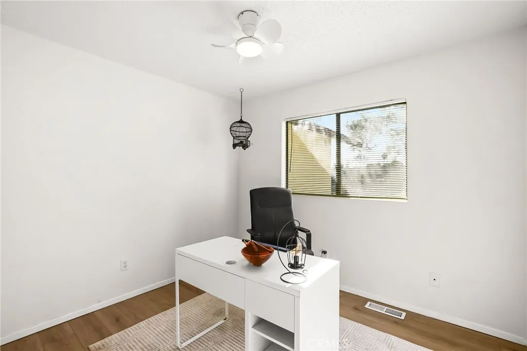 https://cdn.realtyfeed.com/cdn/127/306612495/0df491ed7741e943864367b27714b2f1.webp