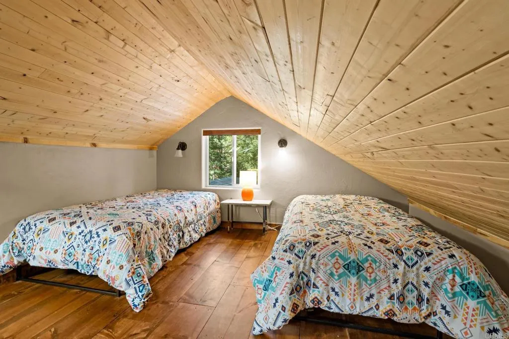 https://cdn.realtyfeed.com/cdn/127/306612500/1becda0f1d025a0659d80562e0f42934.webp
