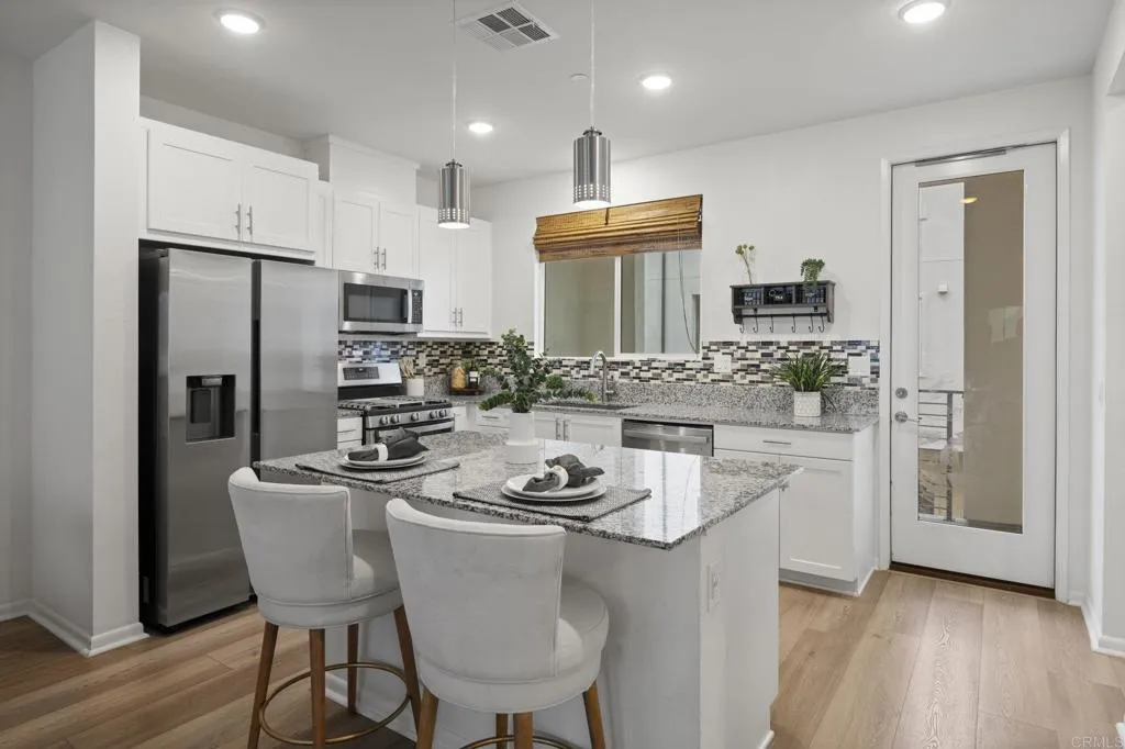 Photo #11: PTP2600123 Listing: Photo #11