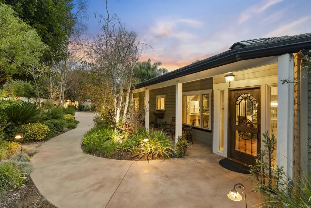 https://cdn.realtyfeed.com/cdn/127/306612509/f23ba3253907666a0639b7674b23d6db.webp