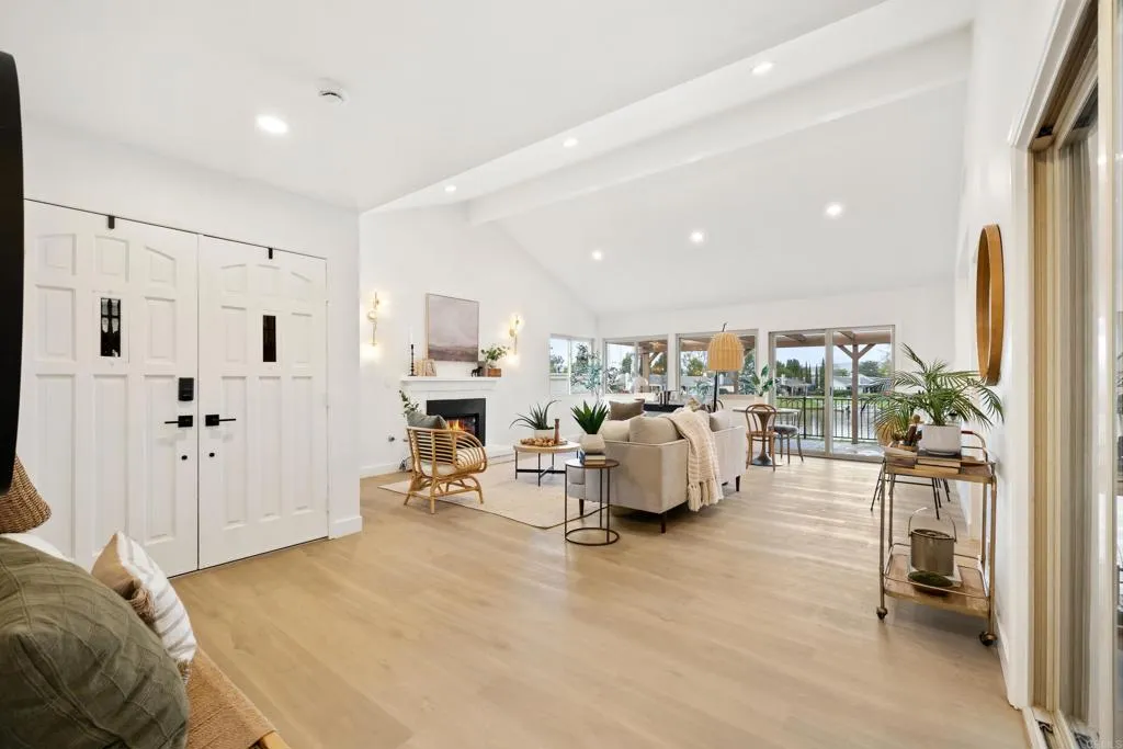 https://cdn.realtyfeed.com/cdn/127/306612568/13e9496c3c2f9aeeaef160f908482939.webp