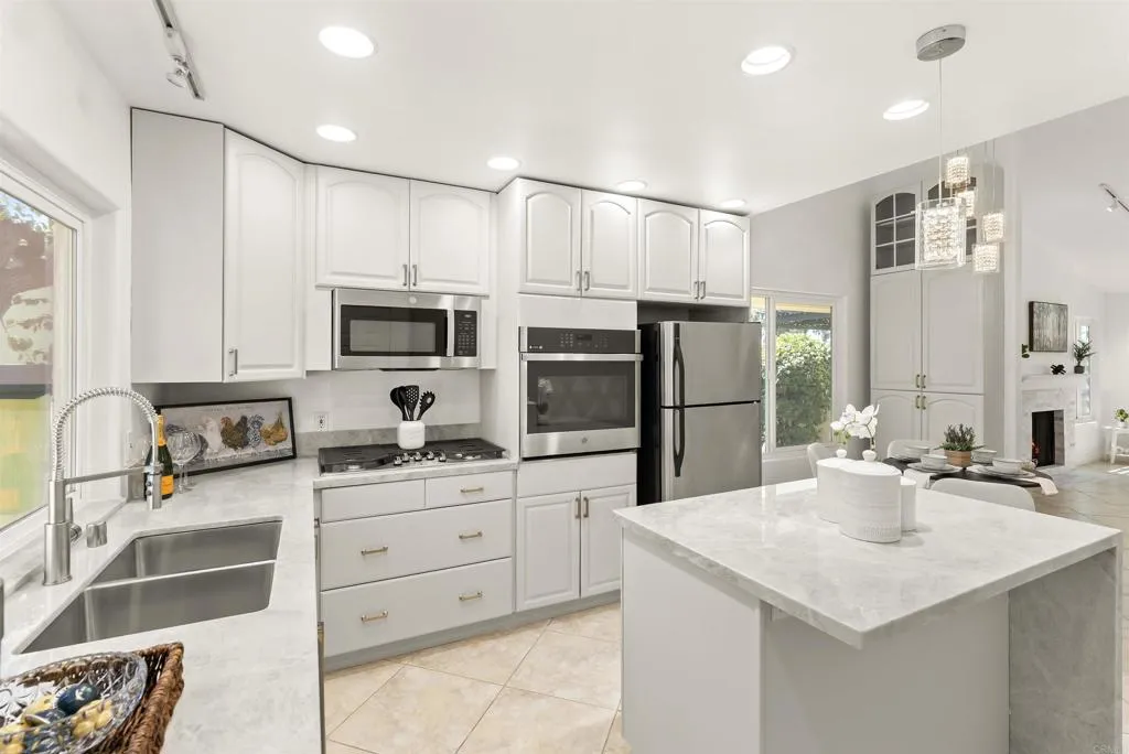 Photo #6: NDP2600132 Listing: Photo #6