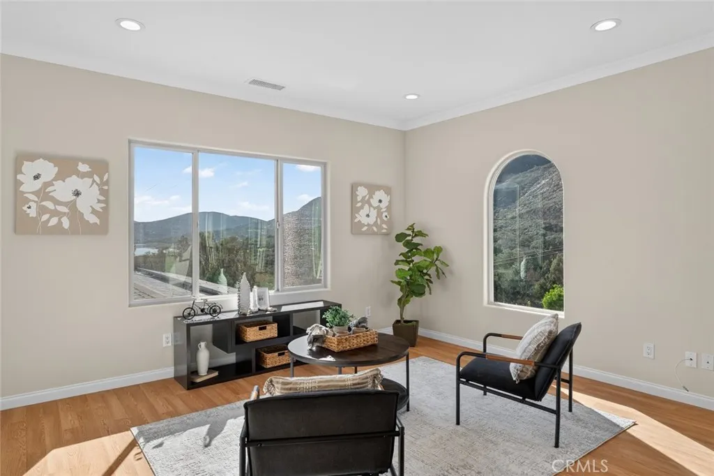 https://cdn.realtyfeed.com/cdn/127/306612699/36561526bc239448263ed83bf0939de4.webp