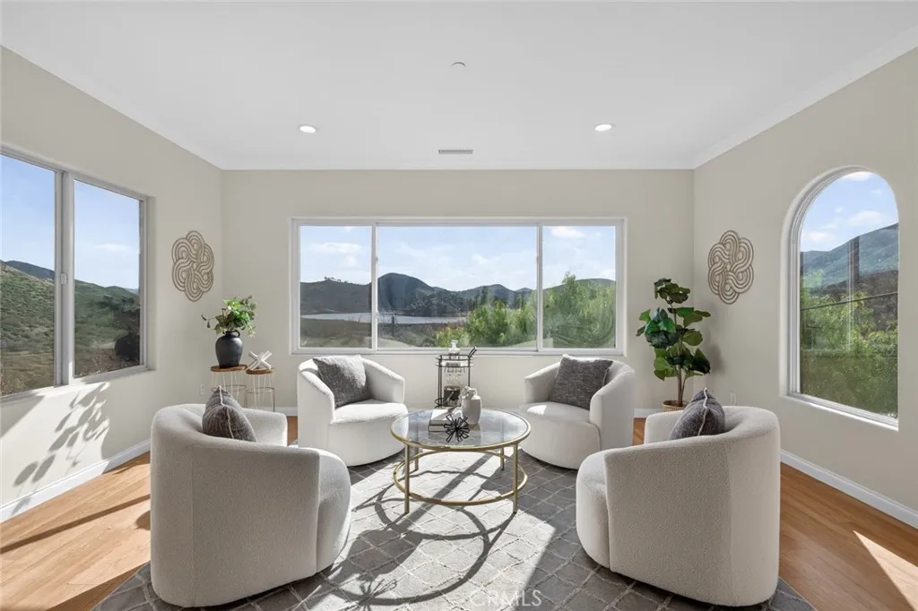 https://cdn.realtyfeed.com/cdn/127/306612699/4a310df7ffba658ef2da4991034d08d7.webp