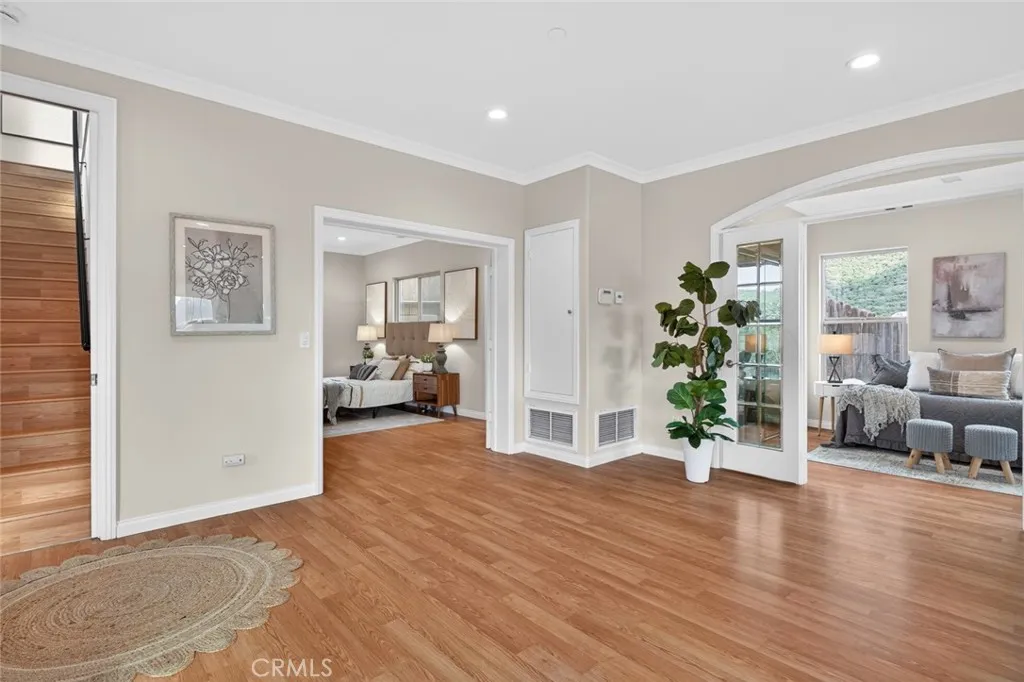https://cdn.realtyfeed.com/cdn/127/306612699/6c69afa8425d97714c85bd0ee0e31292.webp