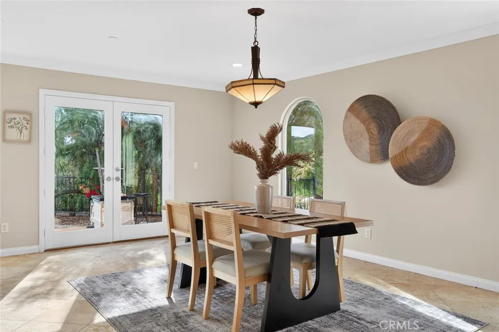 https://cdn.realtyfeed.com/cdn/127/306612699/7fb2efb4919b585fe0db7be7ac7a93e8.webp
