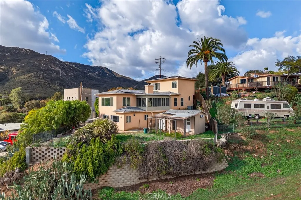 https://cdn.realtyfeed.com/cdn/127/306612699/842e6ea328b610eba6ae11c69a8de39a.webp