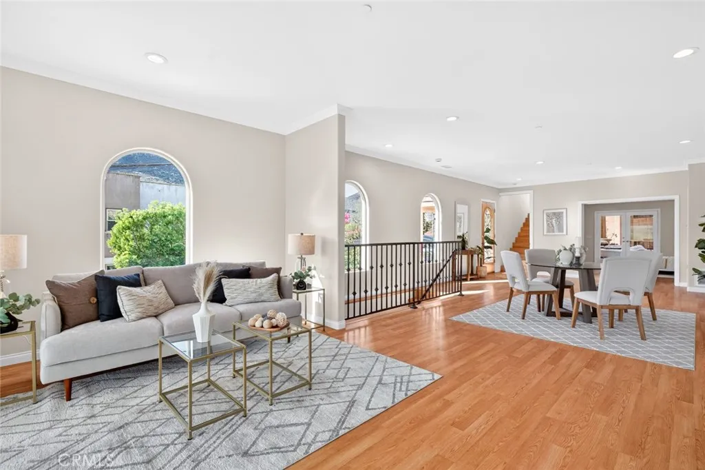 https://cdn.realtyfeed.com/cdn/127/306612699/84d412bc7dc8b9f2e64faa2176dfe3e5.webp