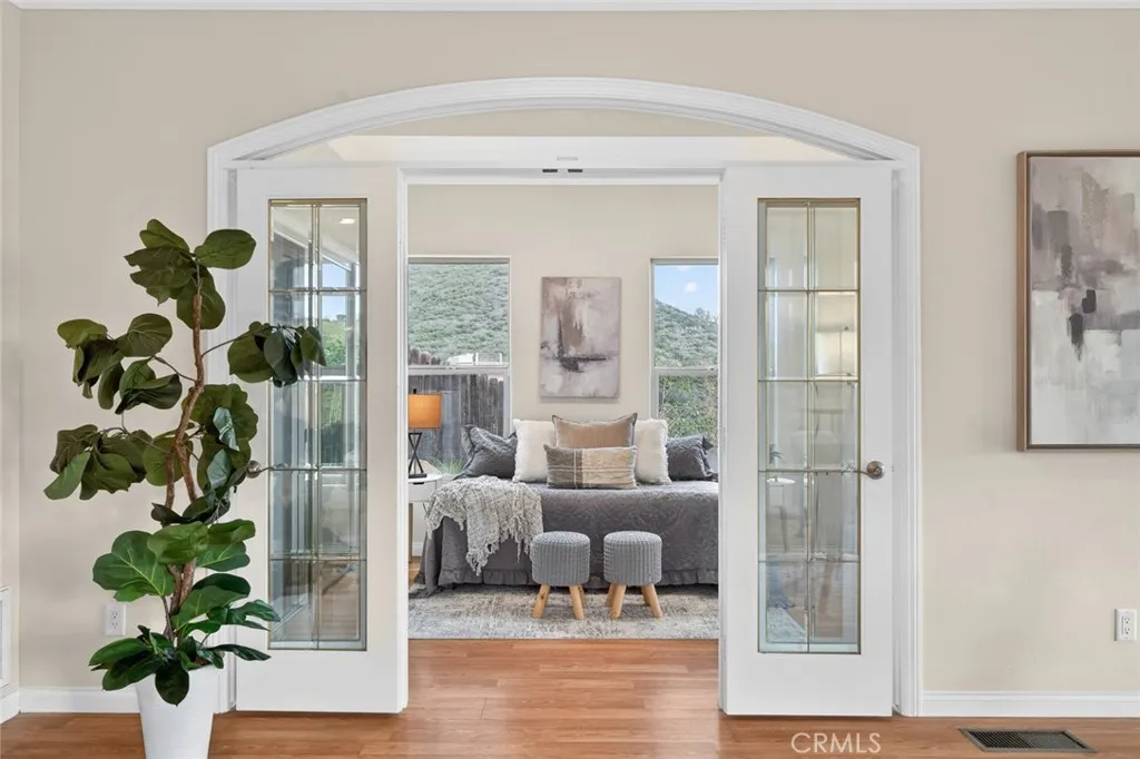 https://cdn.realtyfeed.com/cdn/127/306612699/85db3dc0dfdbbc26a9d90490c4e5505b.webp