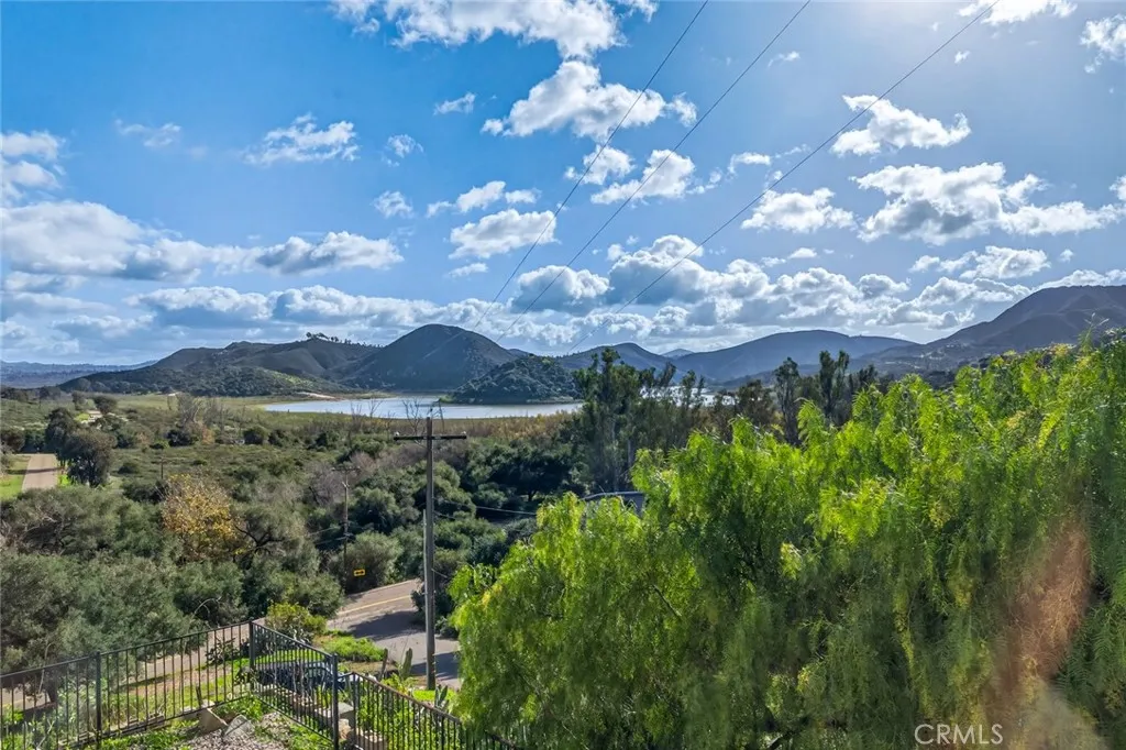 https://cdn.realtyfeed.com/cdn/127/306612699/9cdbbc97dab2e282b1aa3df3ce7a811f.webp