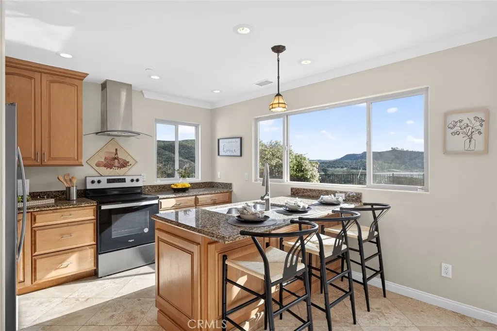 https://cdn.realtyfeed.com/cdn/127/306612699/aa1e6eb572e1423f0aab30c33e14d0e5.webp
